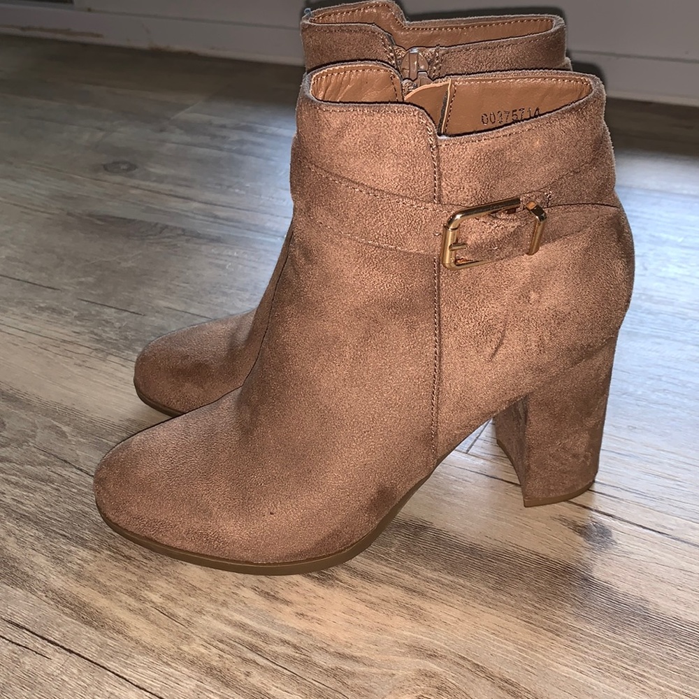 Tan Heeled Boots